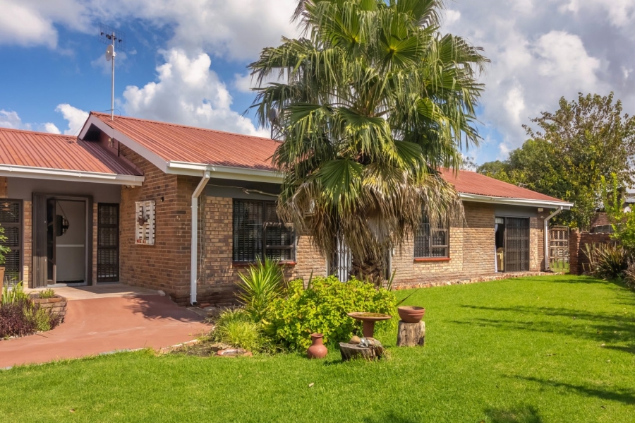 4 Bedroom Property for Sale in West Park Free State